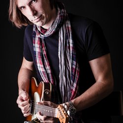 Tiirikkala New Year Special Night: Jan L - Duo